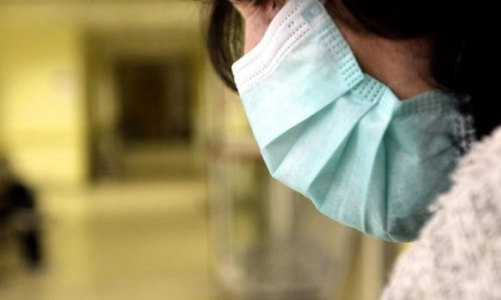 Κορoνοϊός: Ο ένας στους δέκα ταλαιπωρείται ακόμη οκτώ μήνες μετά – Τα επίμονα συμπτώματα